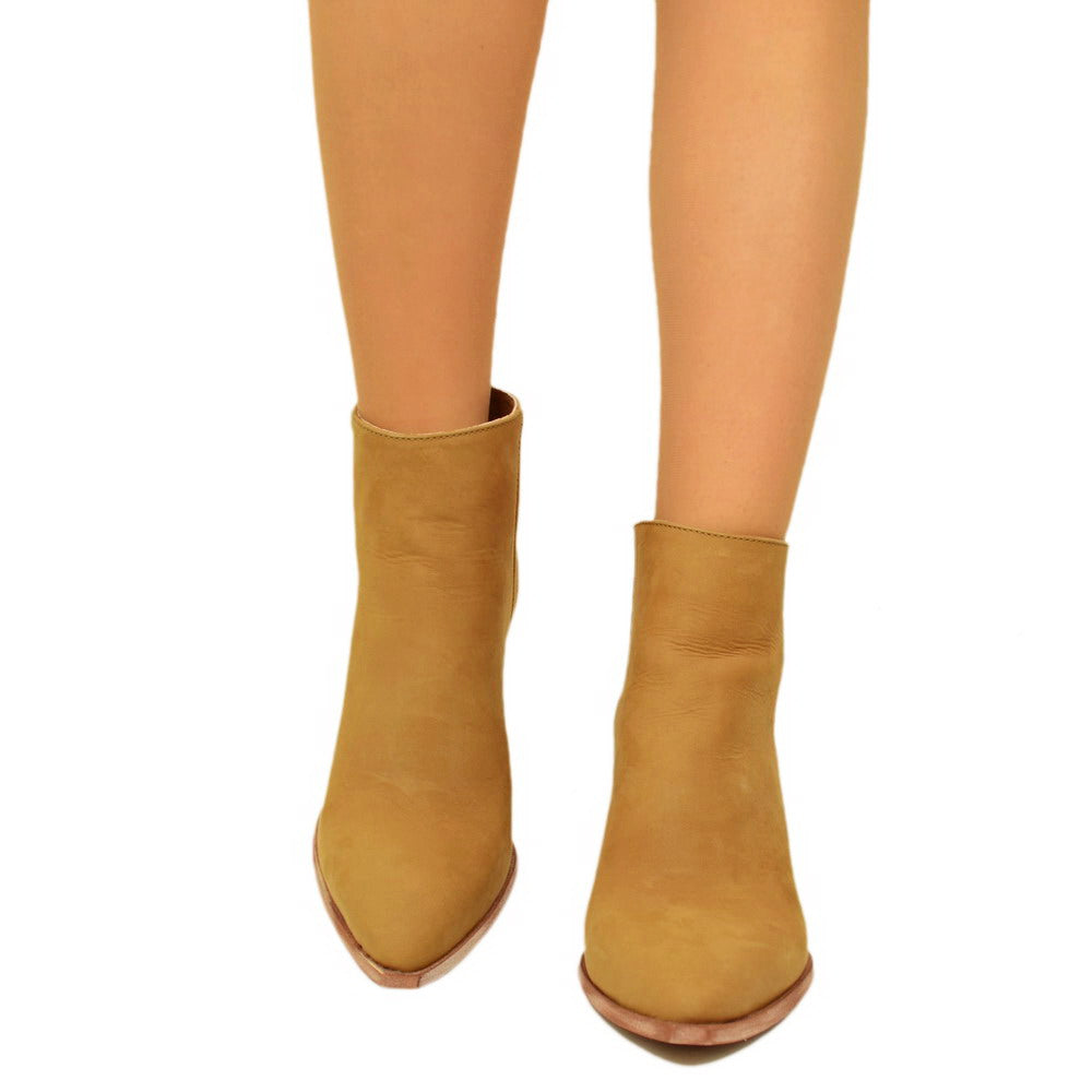 Stivaletti Texani Donna in Pelle Nabuk Marroni Made in Italy