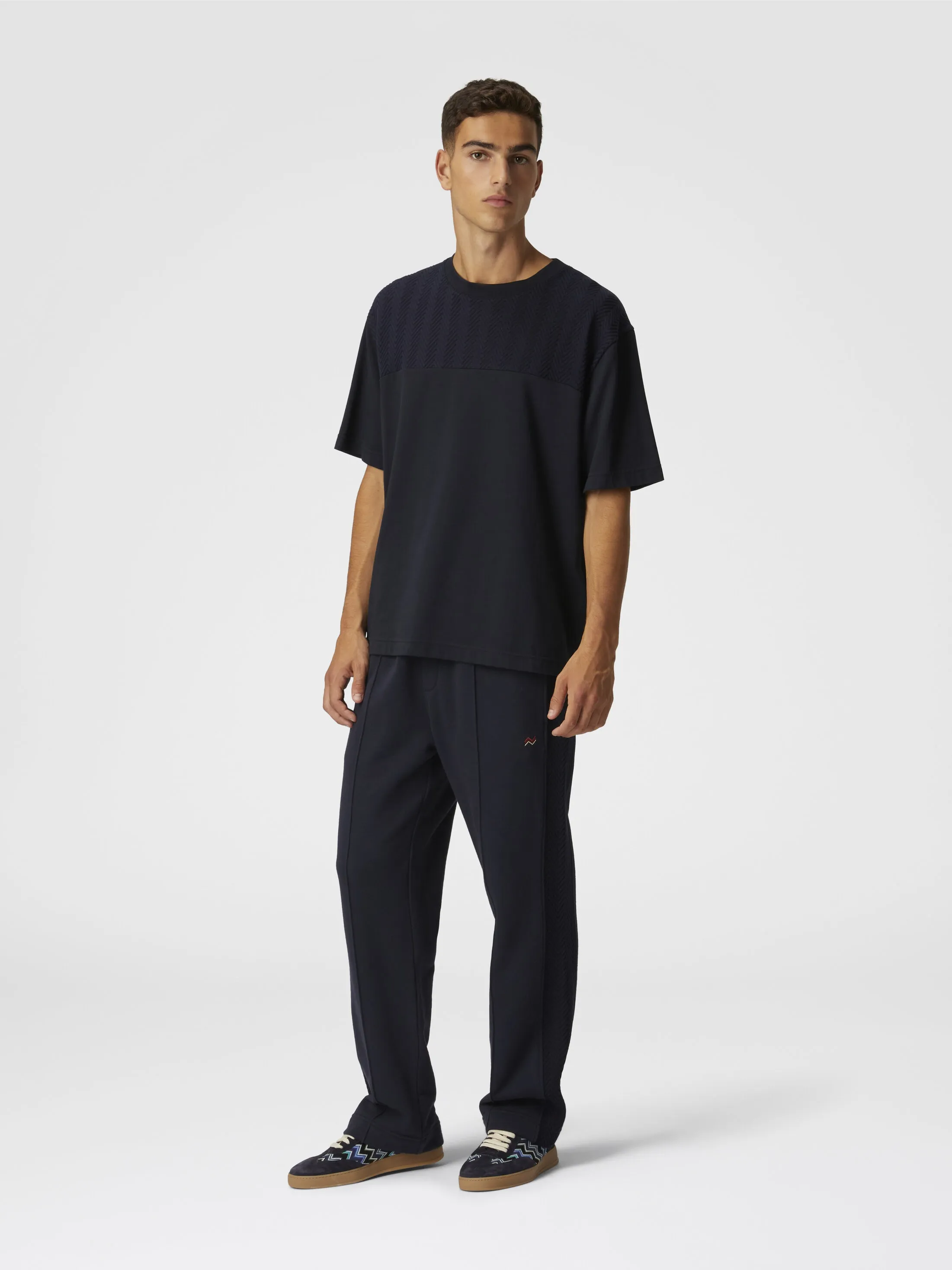 T-shirt girocollo in cotone con inserto zig zag tono su tono